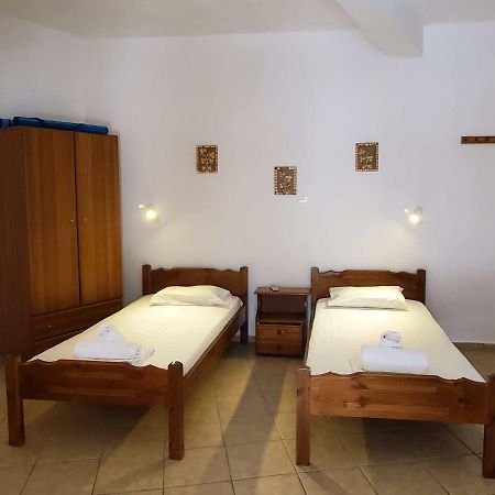 Icthyoessa Apartman Ágios Kírykos Kültér fotó